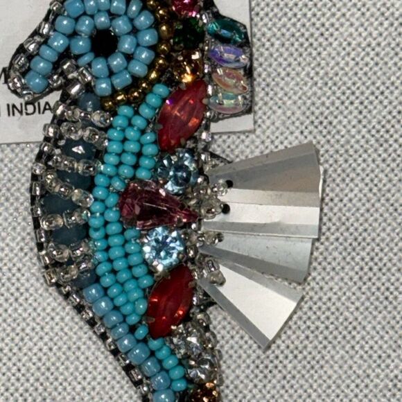 Natasha beaded seahorse earrings - Picture 4 of 11